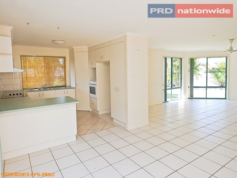 1 Aimee Drive, Urangan QLD 4655