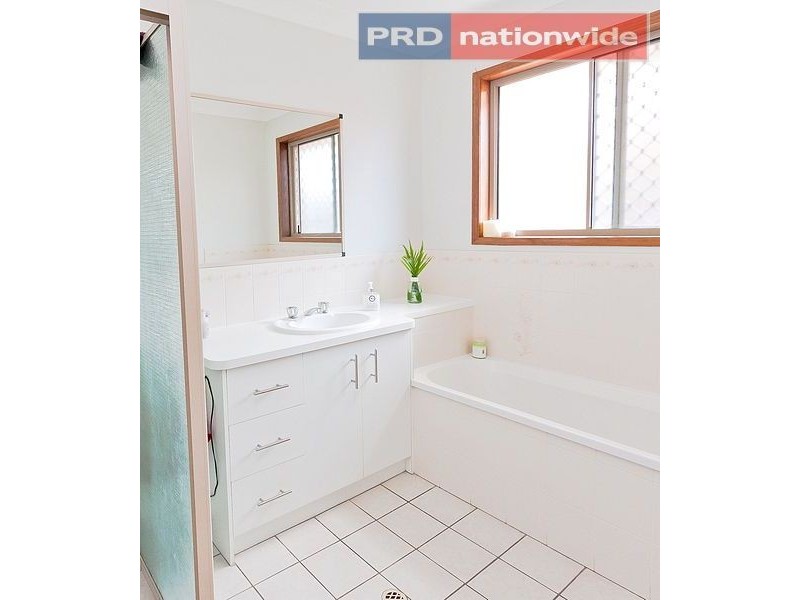 9 Wattlebird Lane, Eli Waters QLD 4655