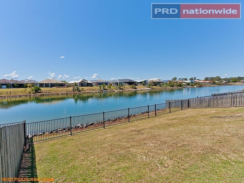 4 Earl Saint Vincent Circuit, Eli Waters QLD 4655