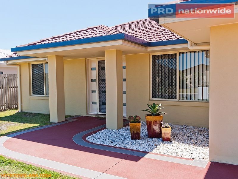 4 Earl Saint Vincent Circuit, Eli Waters QLD 4655