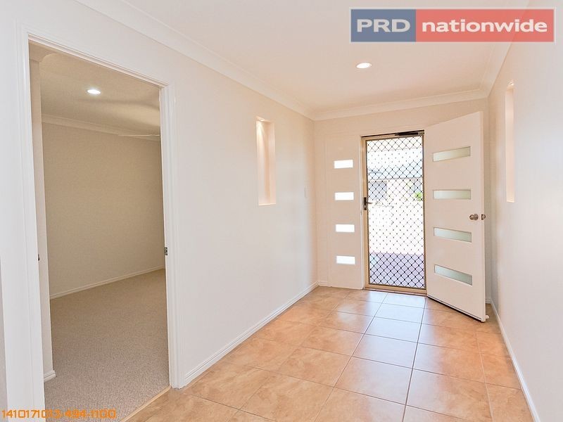 4 Earl Saint Vincent Circuit, Eli Waters QLD 4655