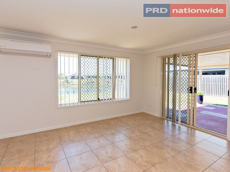 4 Earl Saint Vincent Circuit, Eli Waters QLD 4655