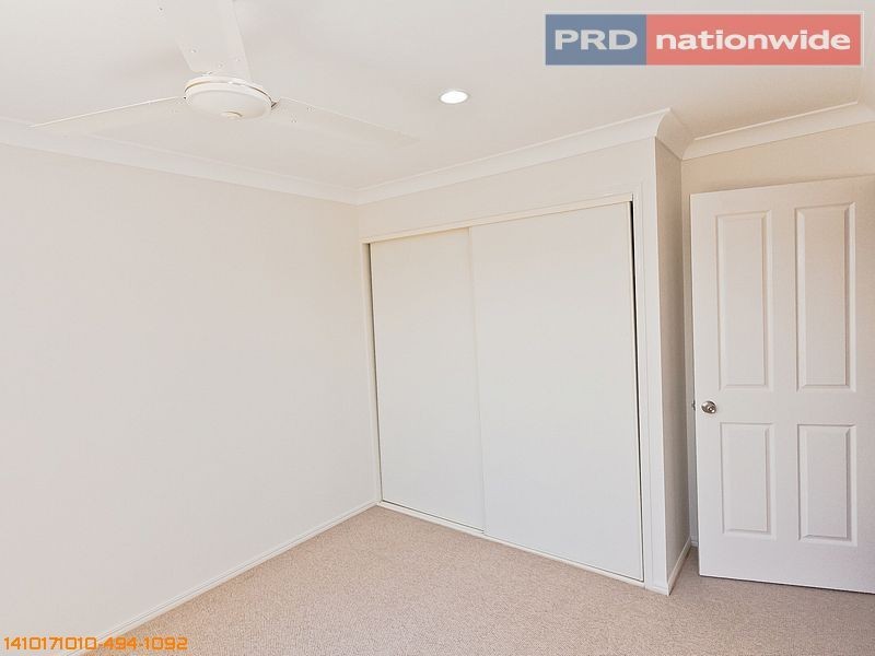 4 Earl Saint Vincent Circuit, Eli Waters QLD 4655