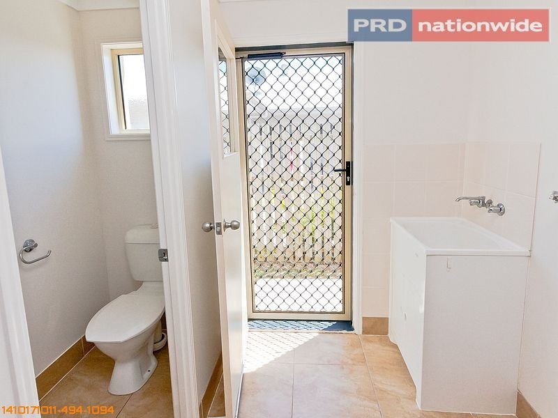 4 Earl Saint Vincent Circuit, Eli Waters QLD 4655