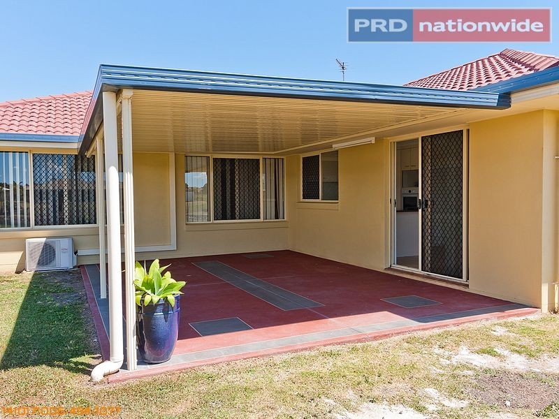 4 Earl Saint Vincent Circuit, Eli Waters QLD 4655