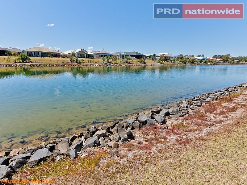 4 Earl Saint Vincent Circuit, Eli Waters QLD 4655