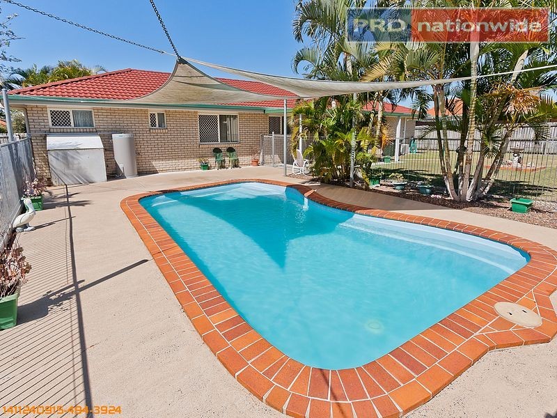 38 Bayrise Drive, Urangan QLD 4655