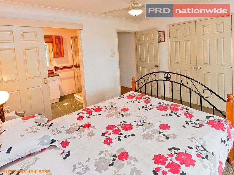 33 Thornbill Drive, Eli Waters QLD 4655