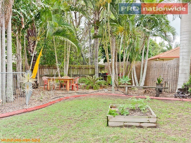33 Thornbill Drive, Eli Waters QLD 4655
