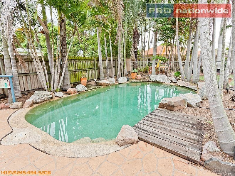 33 Thornbill Drive, Eli Waters QLD 4655