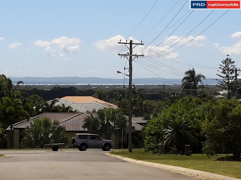 1 Fraser Outlook Court, Kawungan QLD 4655