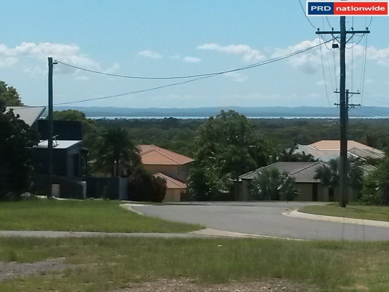 1 Fraser Outlook Court, Kawungan QLD 4655