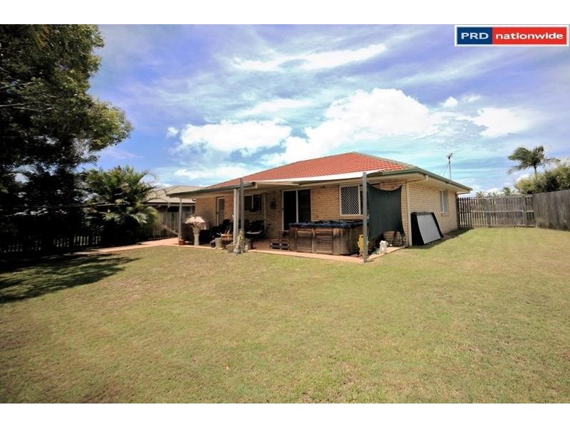 17 Madeleine Street, Torquay QLD 4655