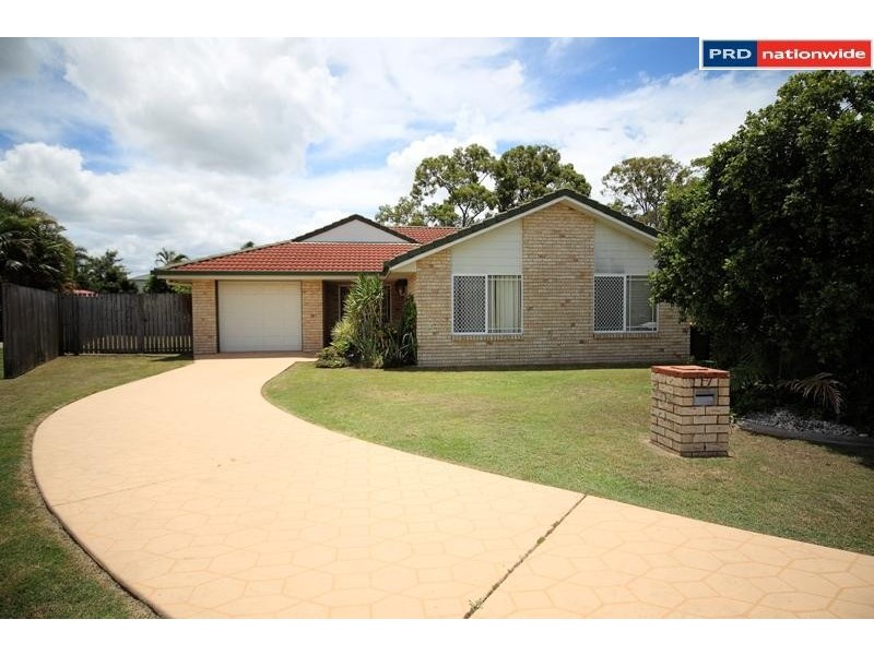 17 Madeleine Street, Torquay QLD 4655
