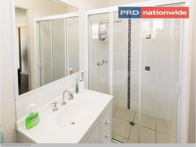 40 Emerald Park Way, Urangan QLD 4655