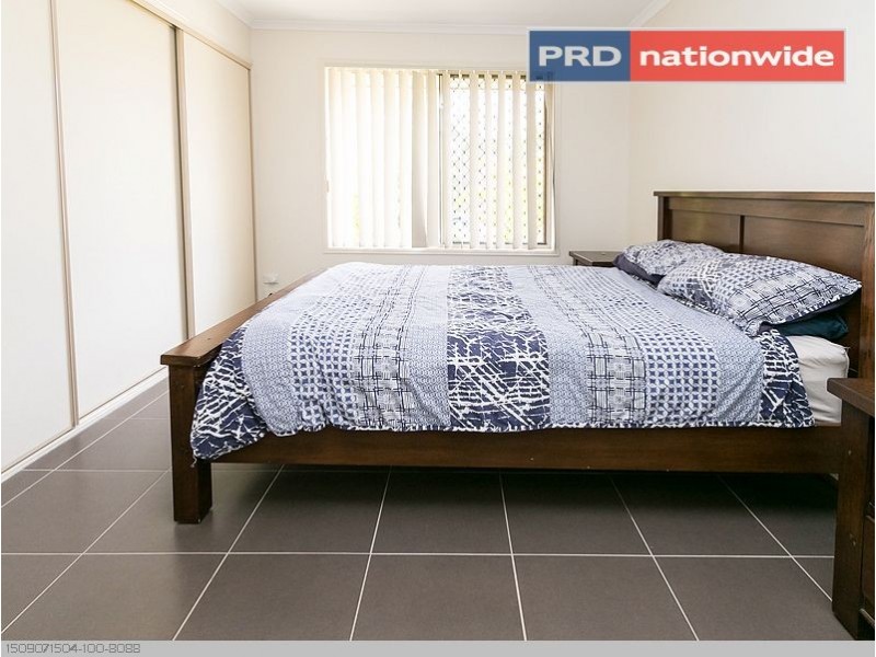 40 Emerald Park Way, Urangan QLD 4655