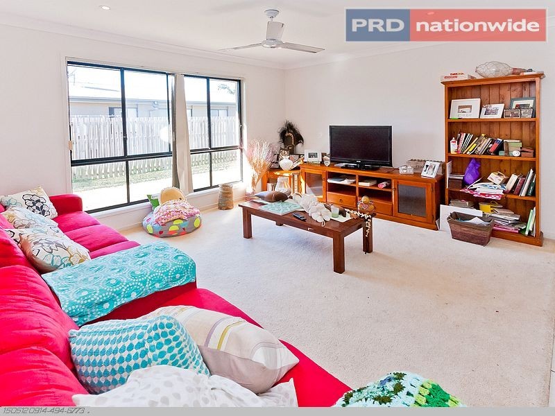 20 Fishburn Way, Eli Waters QLD 4655