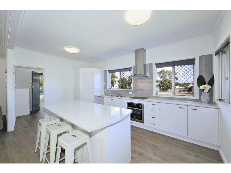 309 Torquay Terrace, Torquay QLD 4655