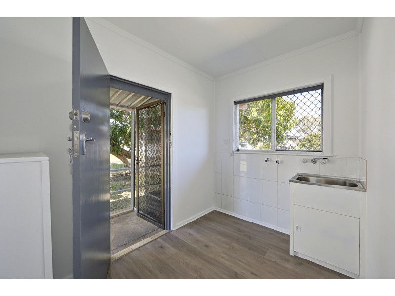 309 Torquay Terrace, Torquay QLD 4655