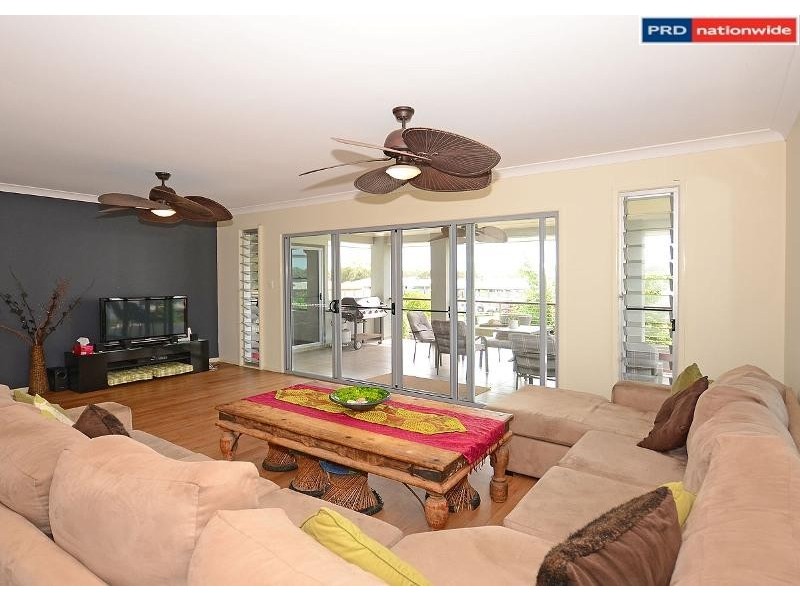 9 Beachside Court, Toogoom QLD 4655