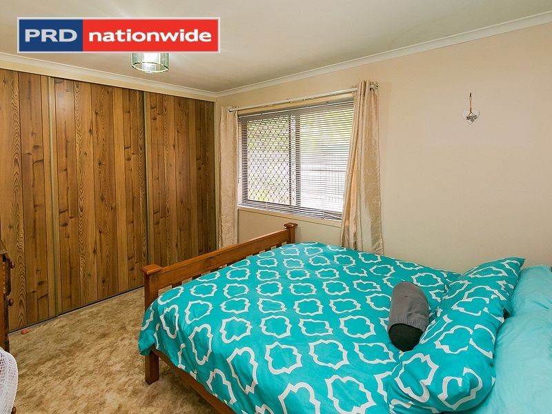17 Bruce Street, Torquay QLD 4655