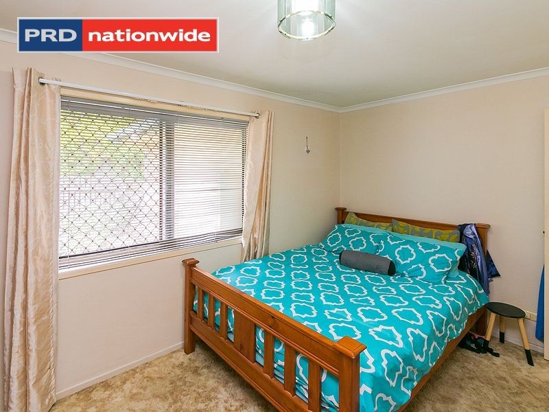 17 Bruce Street, Torquay QLD 4655