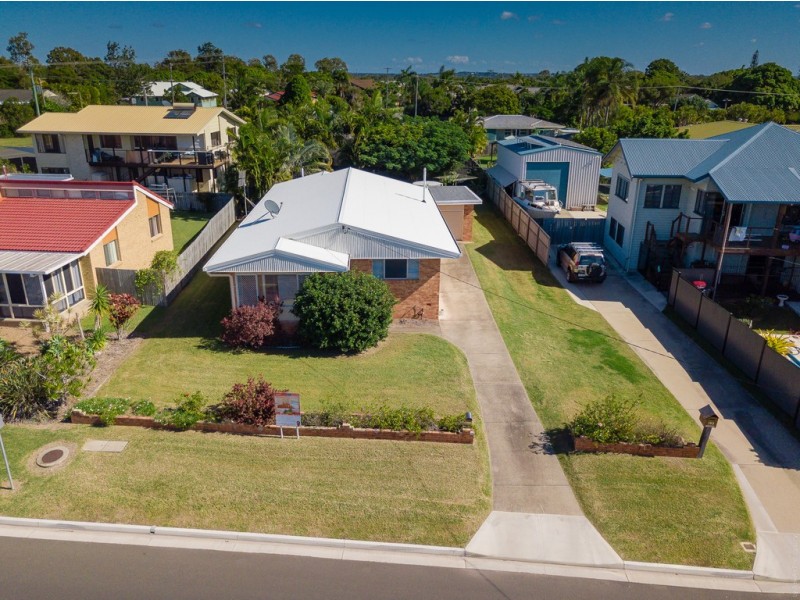 196 Esplanade, Point Vernon QLD 4655