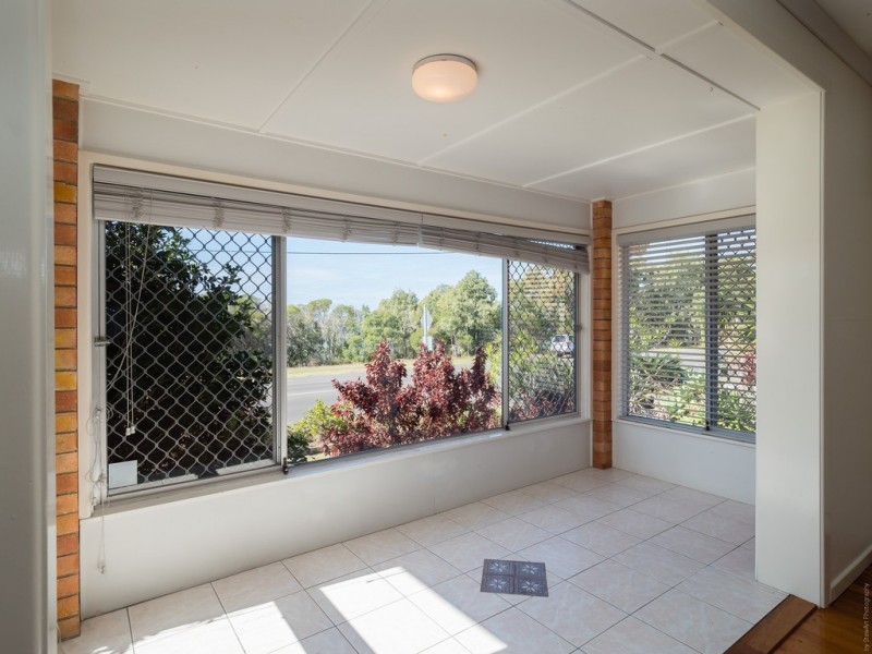 196 Esplanade, Point Vernon QLD 4655