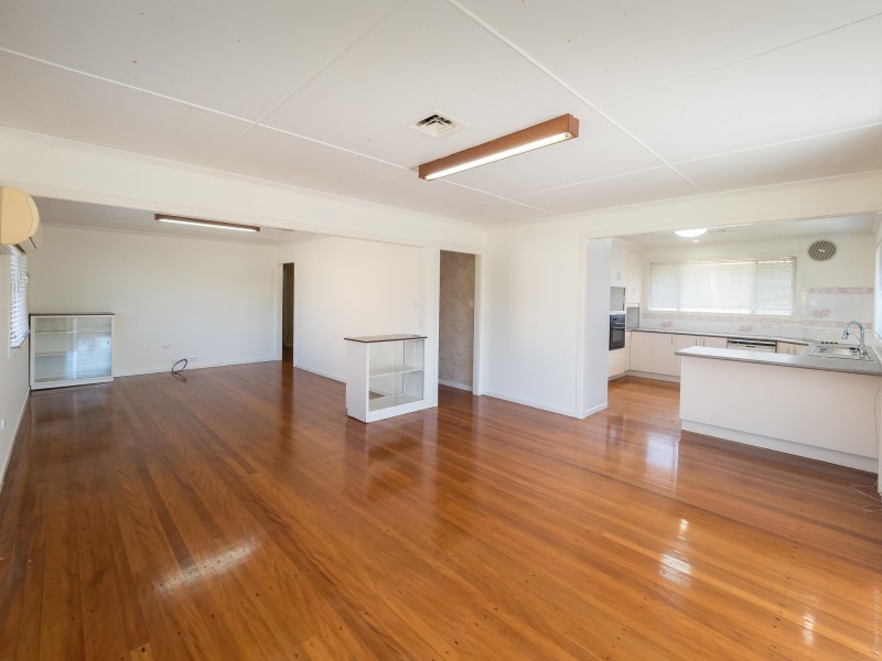 196 Esplanade, Point Vernon QLD 4655