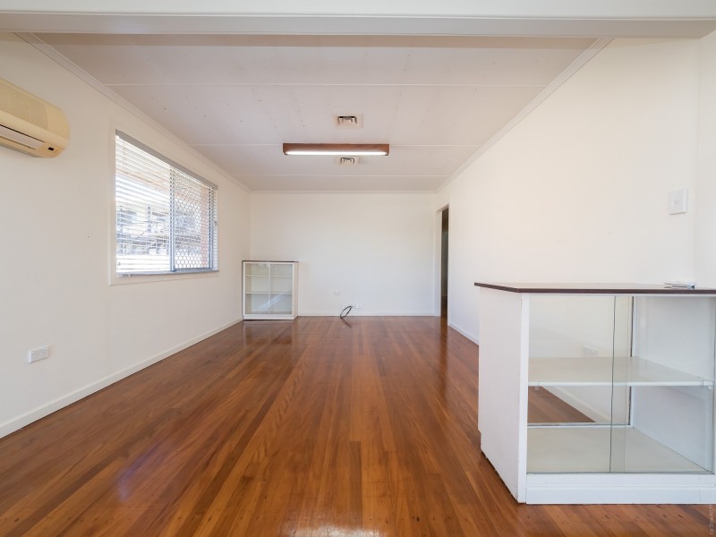 196 Esplanade, Point Vernon QLD 4655