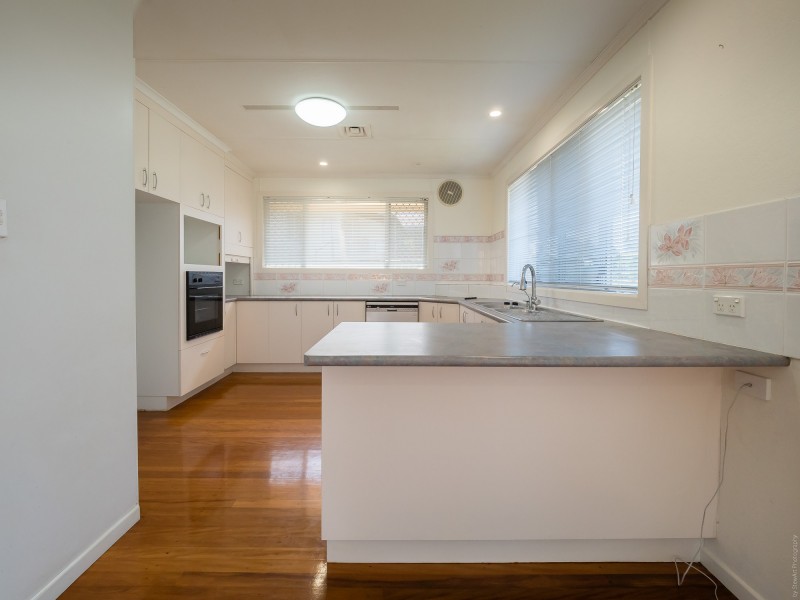 196 Esplanade, Point Vernon QLD 4655