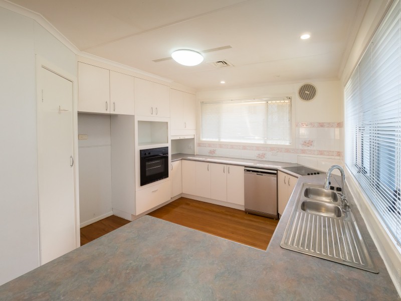 196 Esplanade, Point Vernon QLD 4655
