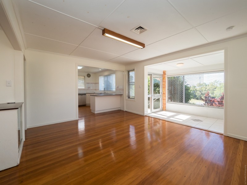 196 Esplanade, Point Vernon QLD 4655