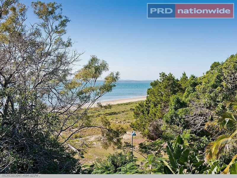 1/2 James Street, Urangan QLD 4655