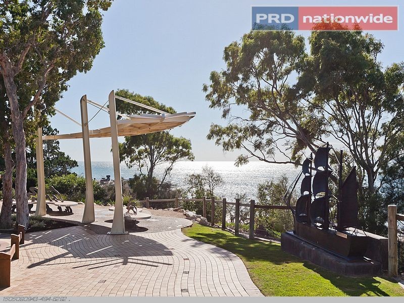 1/2 James Street, Urangan QLD 4655