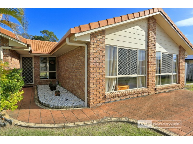 4 Merrilyn Court, Urangan QLD 4655