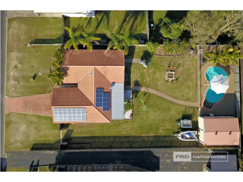 4 Merrilyn Court, Urangan QLD 4655