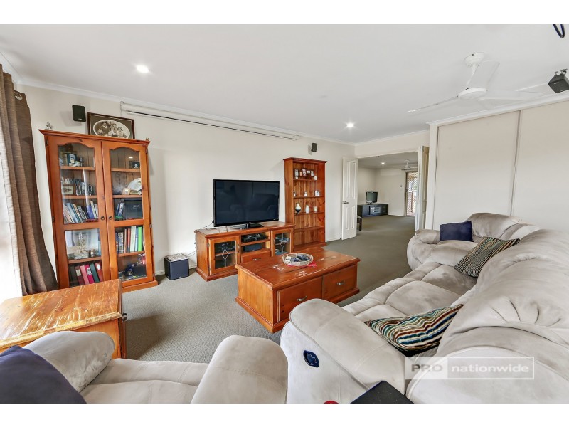 4 Merrilyn Court, Urangan QLD 4655