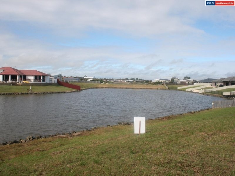 17 Bounty Circuit, Eli Waters QLD 4655