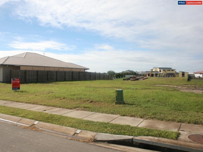 17 Bounty Circuit, Eli Waters QLD 4655