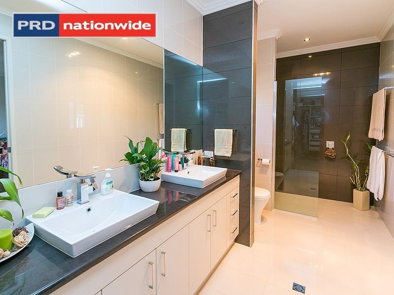 5 Bounty Circuit, Eli Waters QLD 4655