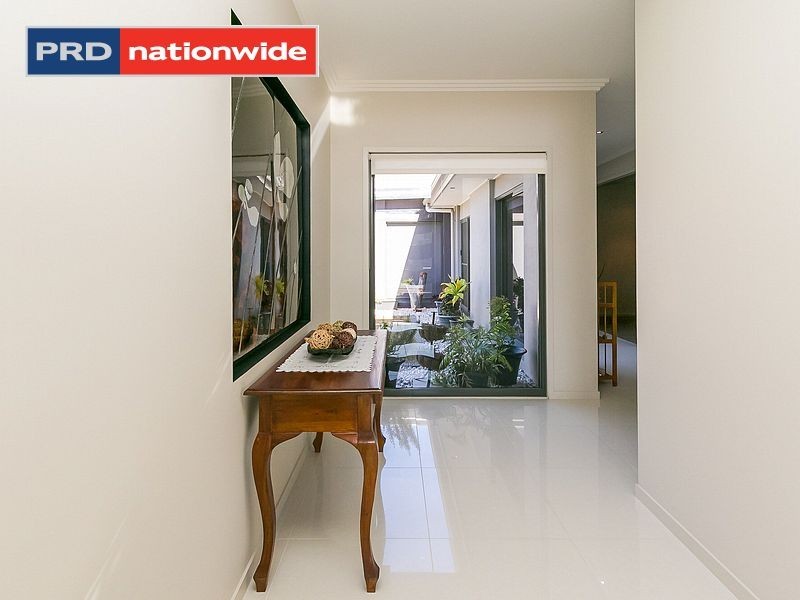 5 Bounty Circuit, Eli Waters QLD 4655