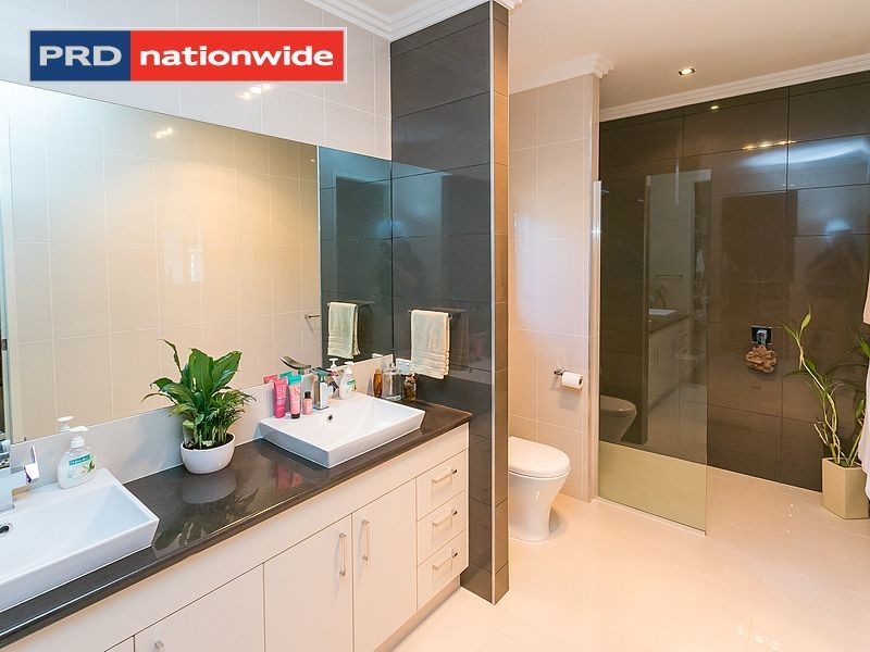 5 Bounty Circuit, Eli Waters QLD 4655