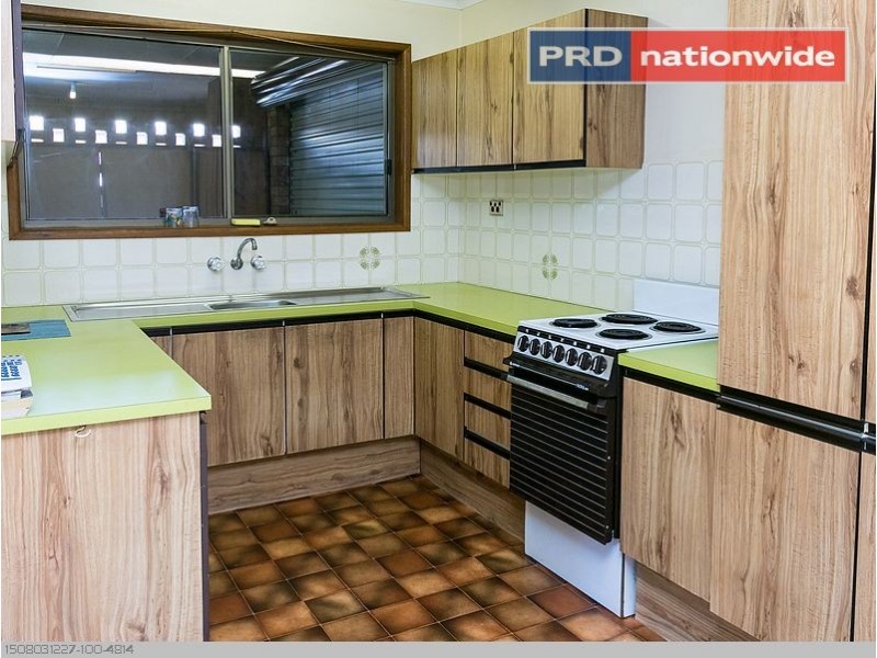 17 Michelle Drive, Point Vernon QLD 4655