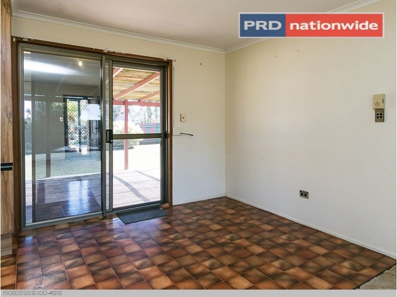 17 Michelle Drive, Point Vernon QLD 4655