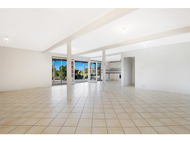 51 Kingfisher Drive, River Heads QLD 4655