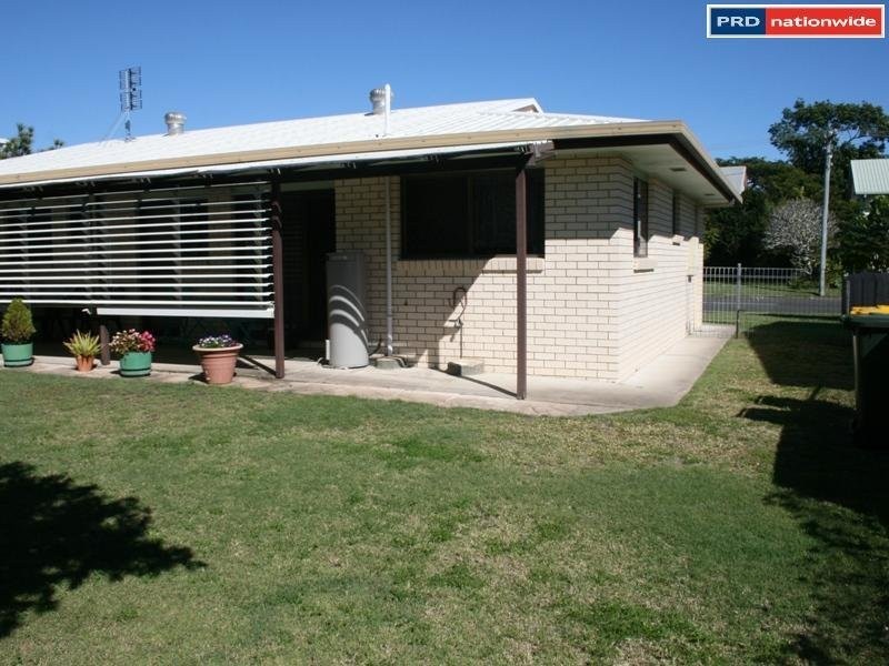 76 Hibiscus Street, Urangan QLD 4655