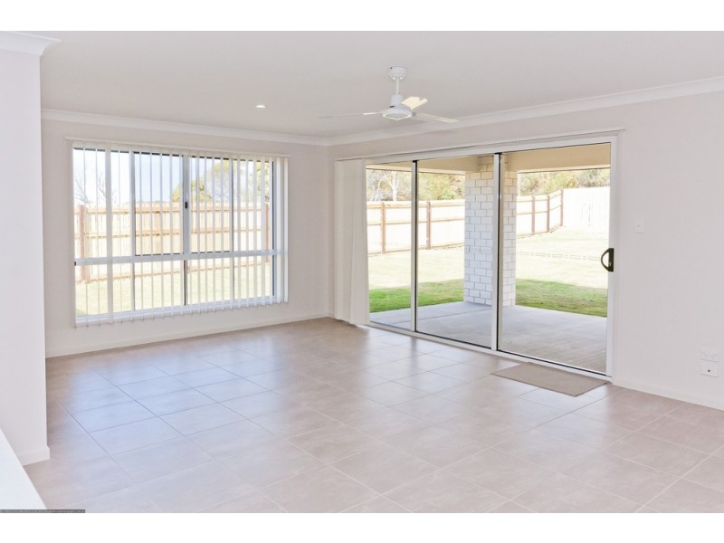 97 Bay Park Road, Wondunna QLD 4655