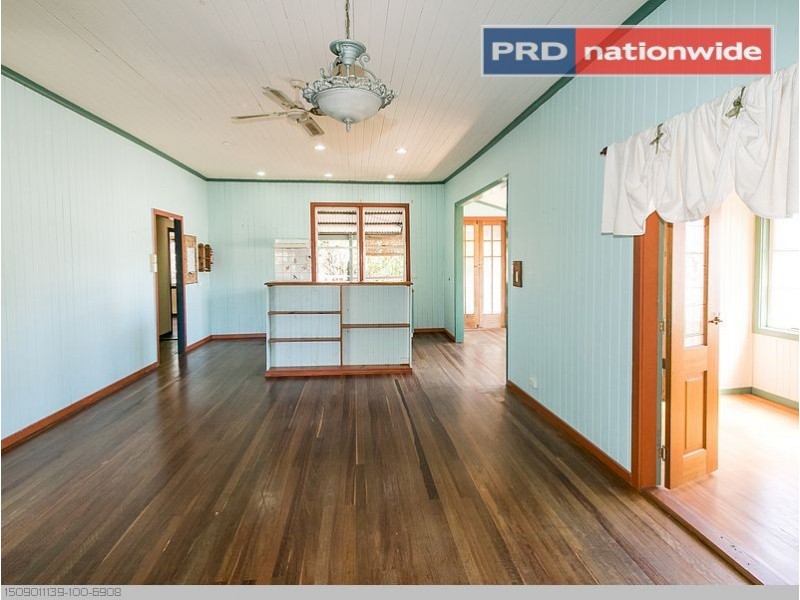 99 Long St, Point Vernon QLD 4655