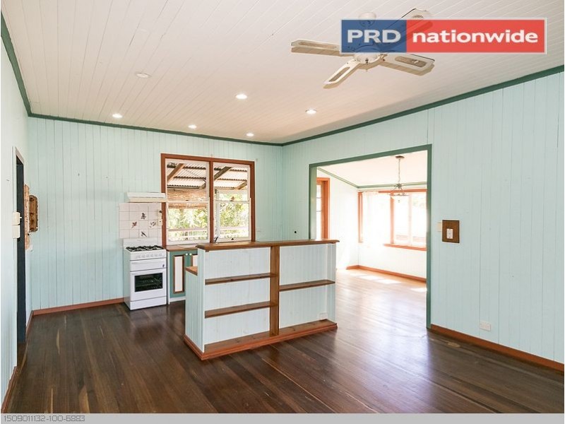 99 Long St, Point Vernon QLD 4655
